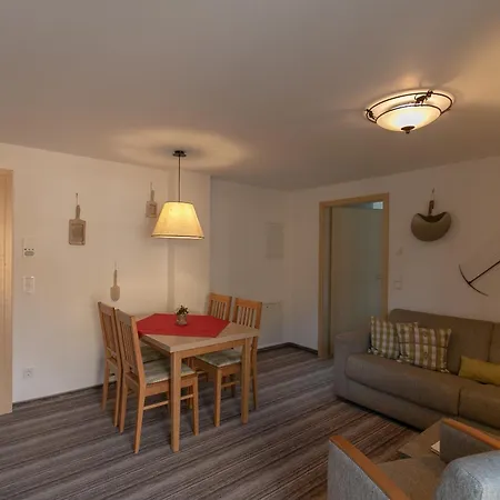 Mohr Guest house 2*